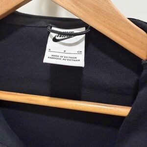 Nike Adult Black Sweatshirt